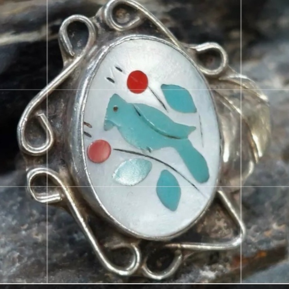 Native American Unsigned Sterling Silver Blue Bird Gem  MOP Inlay Zuni Ring